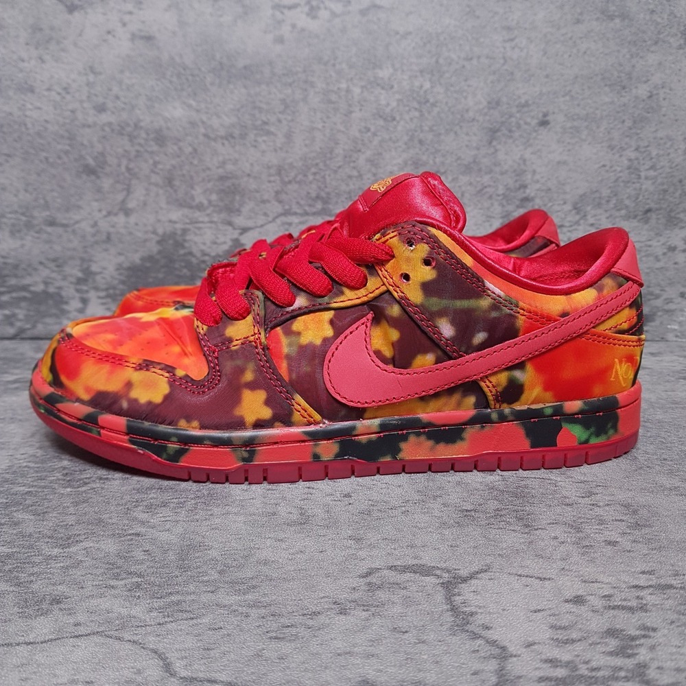 NIKE SB Dunk Low X The Wizard Of Oz Ruby Slipper Shoes‎ Mens 6.5 Womens 8 Red